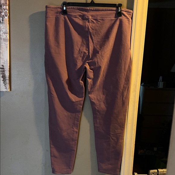Barefoot dreams Malibu line pants - Picture 4 of 5